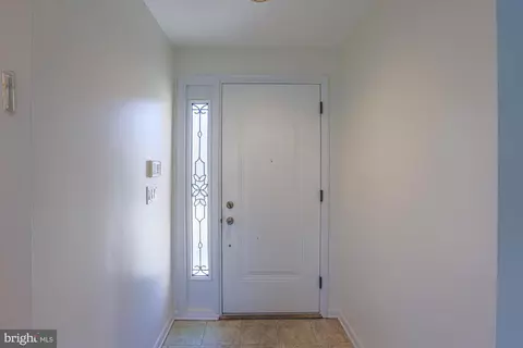 Entry Way - 5901 Simmonds Ave, Baltimore, MD 21215 photo 1 of 2