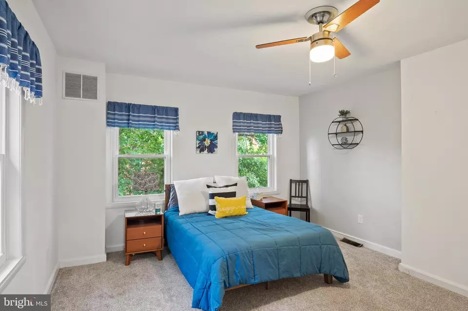 Bedroom - 808 Hollins St, Baltimore, MD 21201 photo 2 of 5