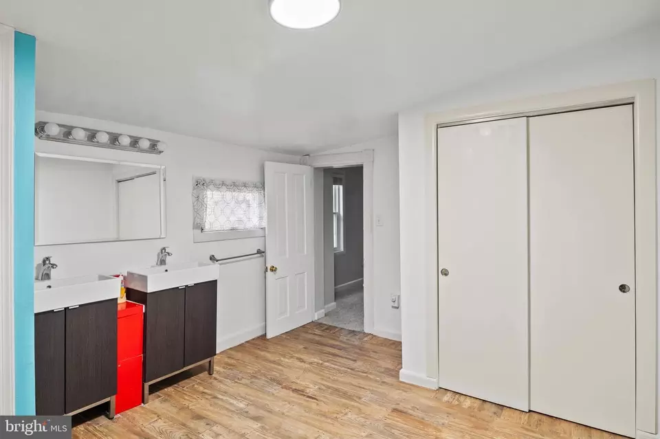 Entry Way - 808 Hollins St, Baltimore, MD 21201 photo 9 of 9