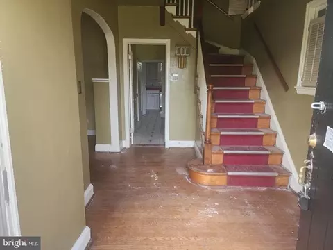 Entry Way - 3316 Dorchester Rd, Baltimore, MD 21215 photo 1 of 2