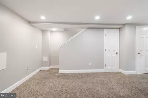 842 N Augusta Ave, Baltimore, MD 21229 photo 14