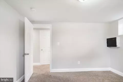 842 N Augusta Ave, Baltimore, MD 21229 photo 16