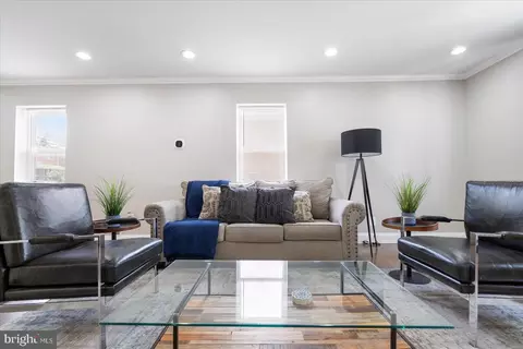 842 N Augusta Ave, Baltimore, MD 21229 photo 3