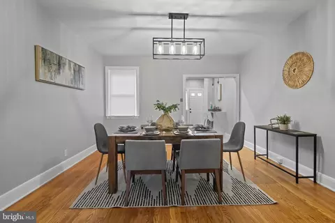 Dining - 4000 Colborne Rd, Baltimore, MD 21229 photo 1 of 2