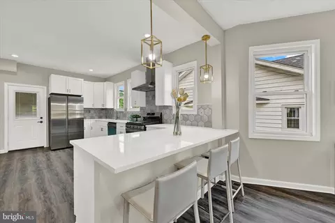 2711 Allendale Rd, Baltimore, MD 21216 photo 8