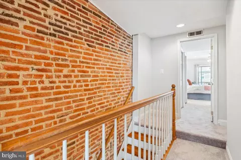 Entry Way - 1707 Byrd St, Baltimore, MD 21230 photo 3 of 4