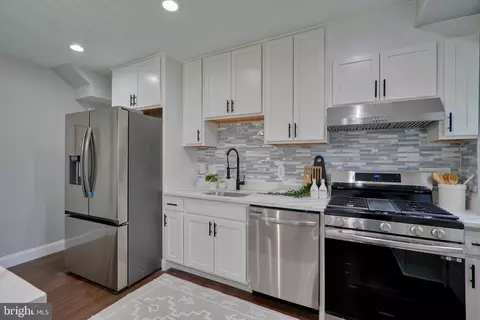 1509 Roundhill Rd, Baltimore, MD 21218 photo 9