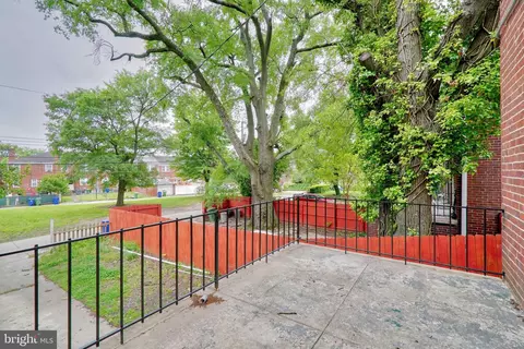 1509 Roundhill Rd, Baltimore, MD 21218 photo 13