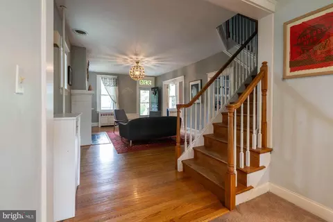 Entry Way - 320 Rossiter Ave, Baltimore, MD 21212 photo 10 of 18