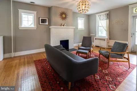Living - 320 Rossiter Ave, Baltimore, MD 21212 photo 3 of 6