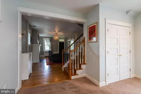 Entry Way - 320 Rossiter Ave, Baltimore, MD 21212 photo 11 of 18