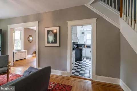 Entry Way - 320 Rossiter Ave, Baltimore, MD 21212 photo 3 of 18