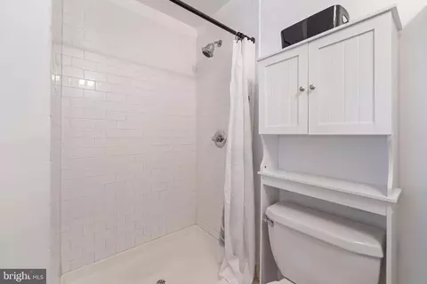 Bath - 3413 Dillon St, Baltimore, MD 21224 photo 1 of 1