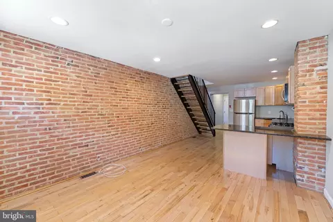 Living - 3413 Dillon St, Baltimore, MD 21224 photo 2 of 3