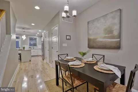 Entry Way - 3219 Fleet St, Baltimore, MD 21224 photo 3 of 7