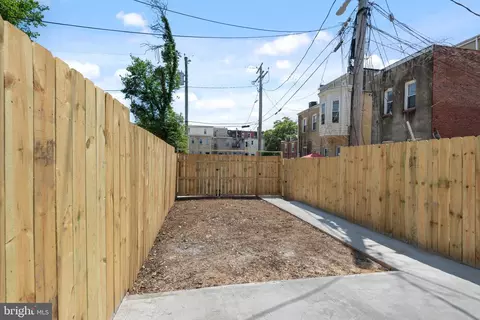 Exterior - 313 E 22nd St, Baltimore, MD 21218 photo 2 of 5