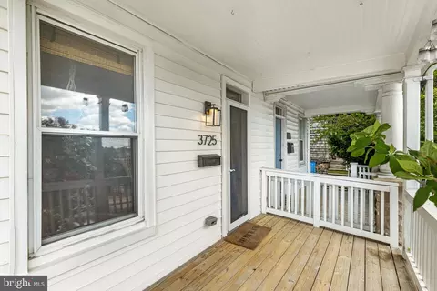 Exterior - 3725 Falls Rd, Baltimore, MD 21211 photo 4 of 9