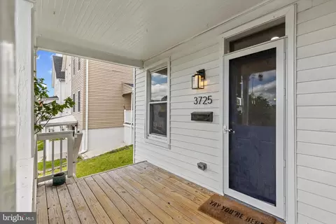 Exterior - 3725 Falls Rd, Baltimore, MD 21211 photo 5 of 9