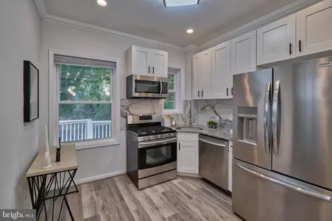 Kitchen - 4028 Echodale Ave, Baltimore, MD 21206 photo 1 of 2