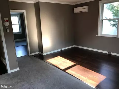 Living - 4602 Elsrode Ave, Baltimore, MD 21214 photo 3 of 5