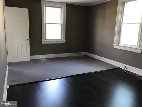 Living - 4602 Elsrode Ave, Baltimore, MD 21214 photo 2 of 5