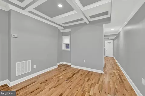 Entry Way - 1815 Appleton St, Baltimore, MD 21217 photo 4 of 14