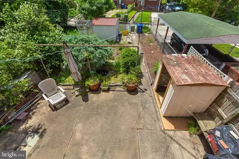 Exterior - 4531 Shamrock Ave, Baltimore, MD 21206 photo 11 of 11