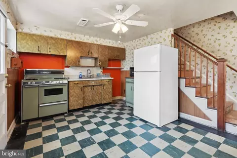 Kitchen - 4531 Shamrock Ave, Baltimore, MD 21206 photo 1 of 3