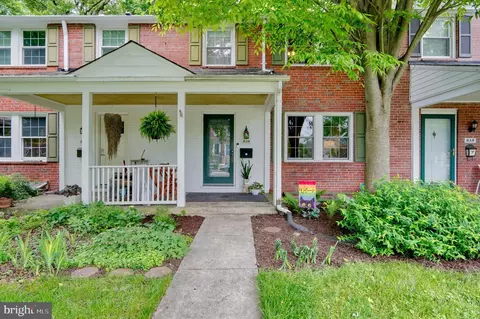 Exterior - 816 E Lake Ave, Baltimore, MD 21212 photo 2 of 9