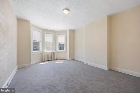 Living - 1624 Appleton St, Baltimore, MD 21217 photo 3 of 4