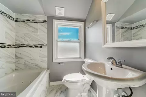 Bath - 4615 Marble Hall Rd, Baltimore, MD 21239 photo 1 of 2