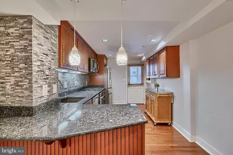 907 Binney St, Baltimore, MD 21224 photo 10