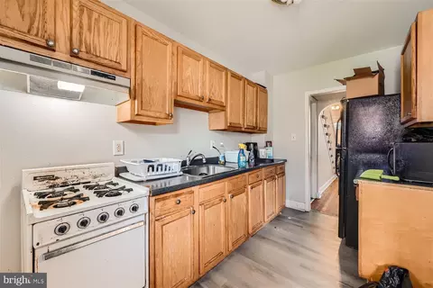 2563 Harlem Ave, Baltimore, MD 21216 photo 13