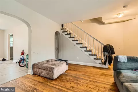 2563 Harlem Ave, Baltimore, MD 21216 photo 9
