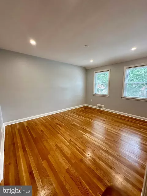 Bedroom - 1220 Meridene Dr, Baltimore, MD 21239 photo 2 of 6