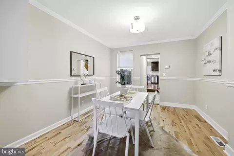 Dining - 1436 Riverside Ave, Baltimore, MD 21230 photo 2 of 2