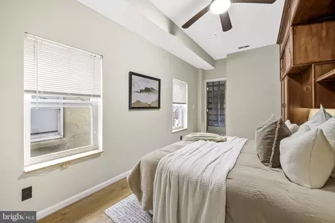 Bedroom - 1436 Riverside Ave, Baltimore, MD 21230 photo 2 of 5