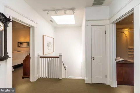 Entry Way - 4419 Wickford Rd, Baltimore, MD 21210 photo 5 of 5