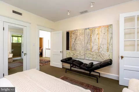 Bedroom - 4419 Wickford Rd, Baltimore, MD 21210 photo 2 of 6