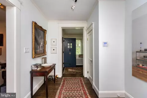 Entry Way - 4419 Wickford Rd, Baltimore, MD 21210 photo 2 of 5
