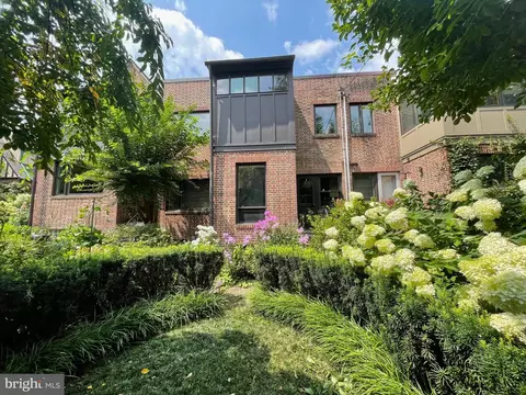 Exterior - 4419 Wickford Rd, Baltimore, MD 21210 photo 6 of 7
