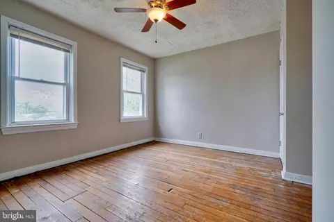 Other - 462 Roundview Rd, Baltimore, MD 21225 photo 4 of 7