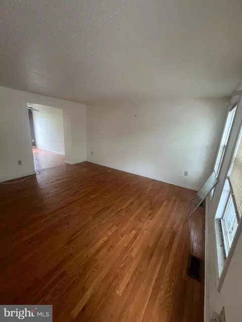 2472 Etting St, Baltimore, MD 21217 photo 4