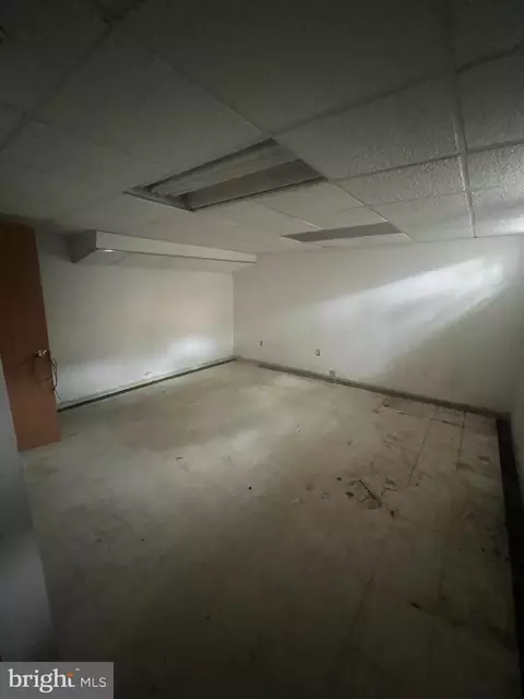 2472 Etting St, Baltimore, MD 21217 photo 10