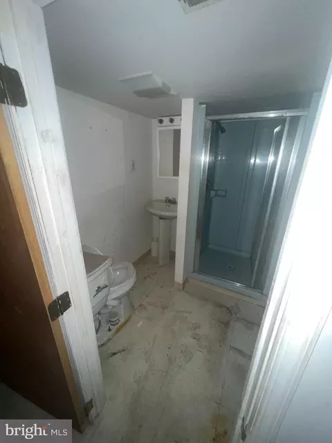 2472 Etting St, Baltimore, MD 21217 photo 12