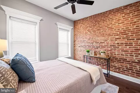 Bedroom - 522 S Streeper St, Baltimore, MD 21224 photo 5 of 8
