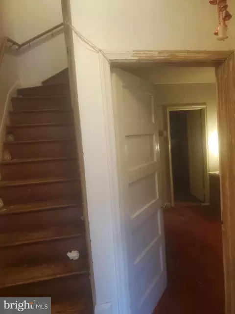 Entry Way - 1406 N Decker Ave, Baltimore, MD 21213 photo 3 of 5