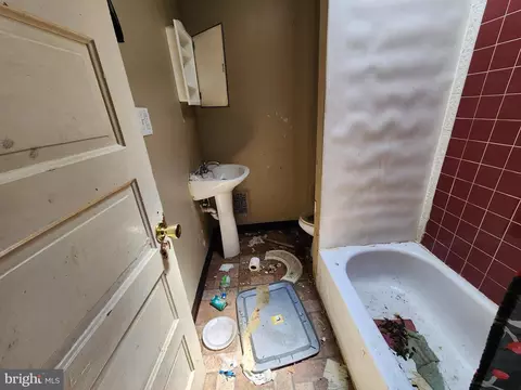 Bath - 2531 E Biddle St, Baltimore, MD 21213 photo 1 of 1