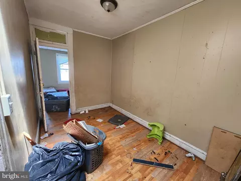 Bedroom - 2531 E Biddle St, Baltimore, MD 21213 photo 1 of 2