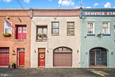 1115 Hunter St, Baltimore, MD 21202 photo 2